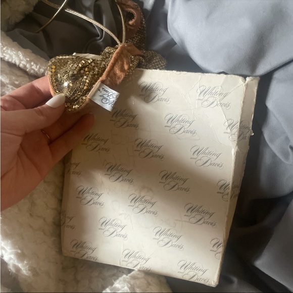 RARE Vintage 1970s whiting and Davis gold chain top in original packaging - Picture 3 of 5